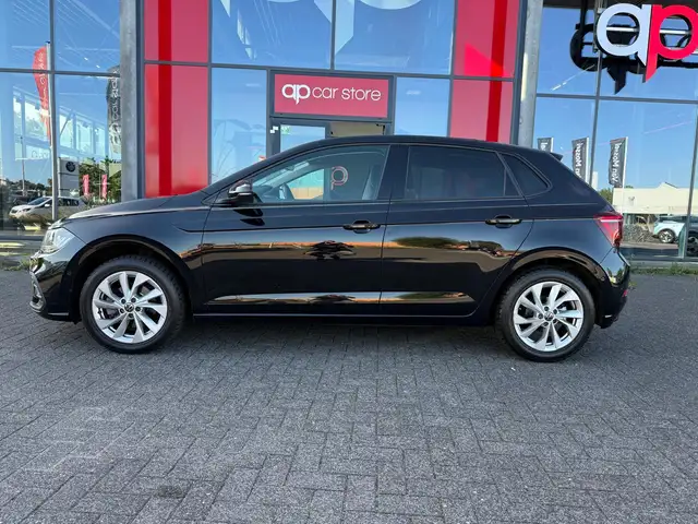 Volkswagen Polo view 5
