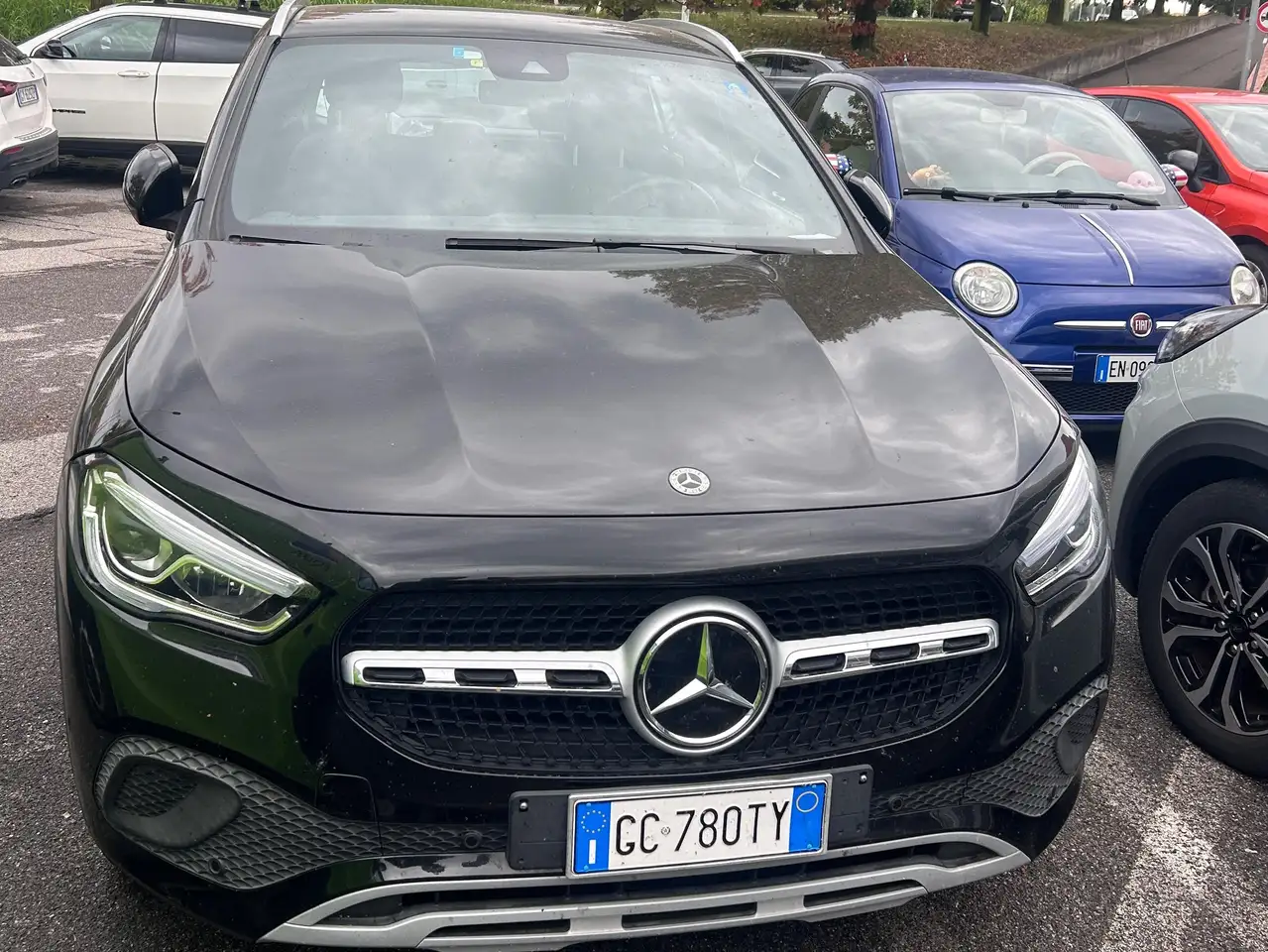 Mercedes-Benz GLA 180