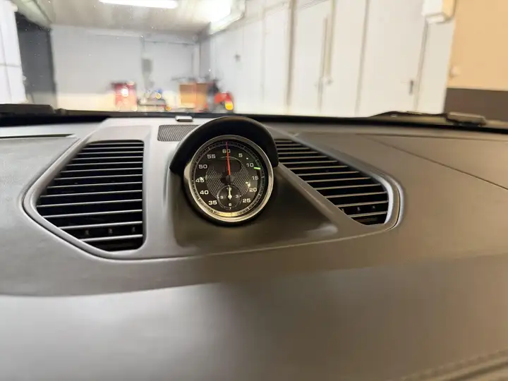 Porsche 991 911 Carrera 2 PDK — photo 16
