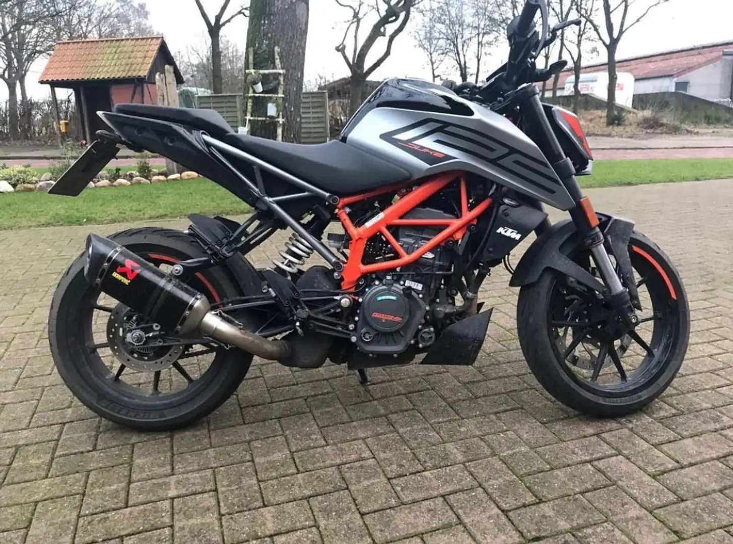 KTM 125 Duke Ezüst - 1