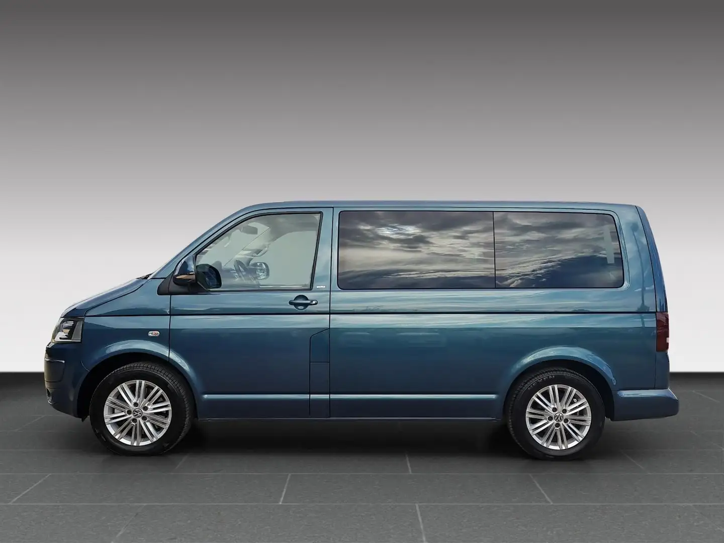 Volkswagen T5 Transporter Multivan 4Motion 2.0 TDI  DAB StHz 8Fach Grün - 2