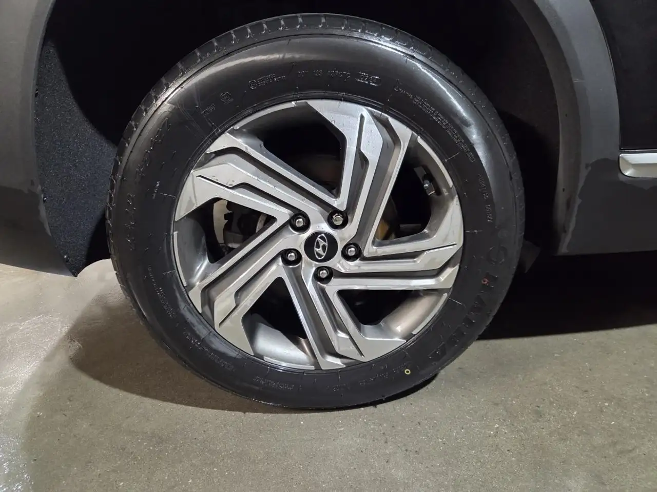 Hyundai SANTA FE снимка Hyundai SANTA FE