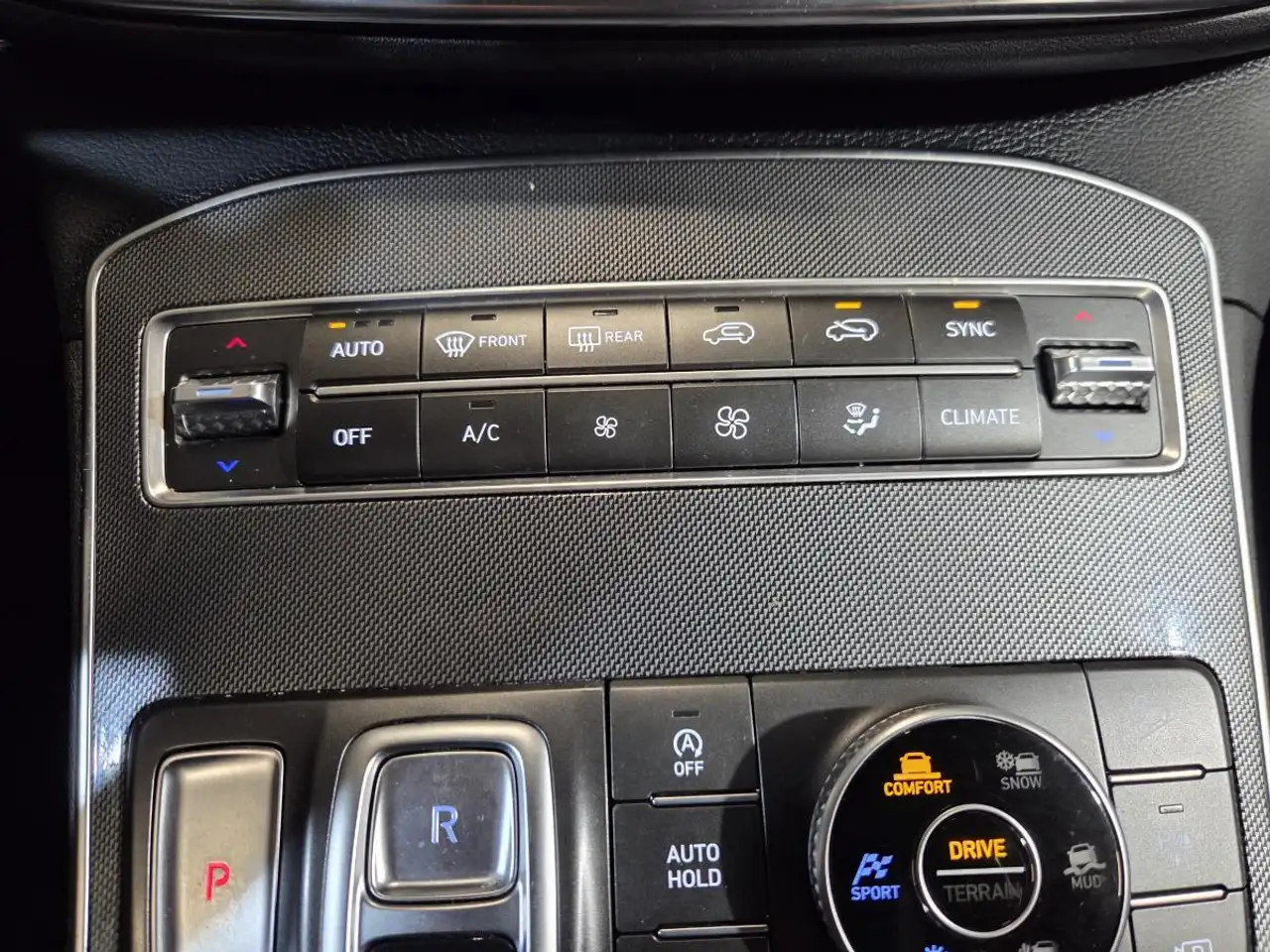 Hyundai SANTA FE снимка Hyundai SANTA FE