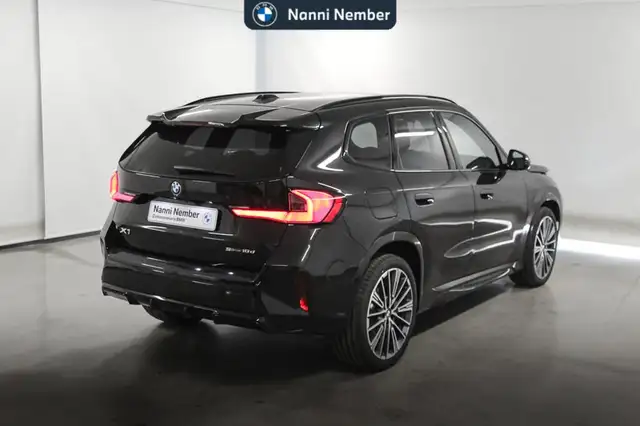 BMW X1 view 3