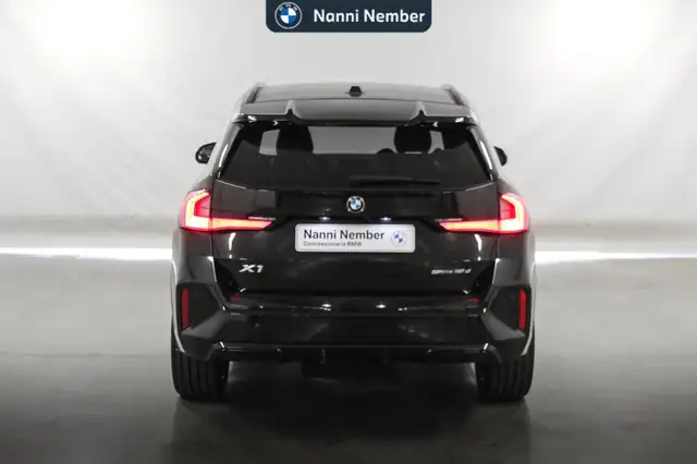 BMW X1 view 4