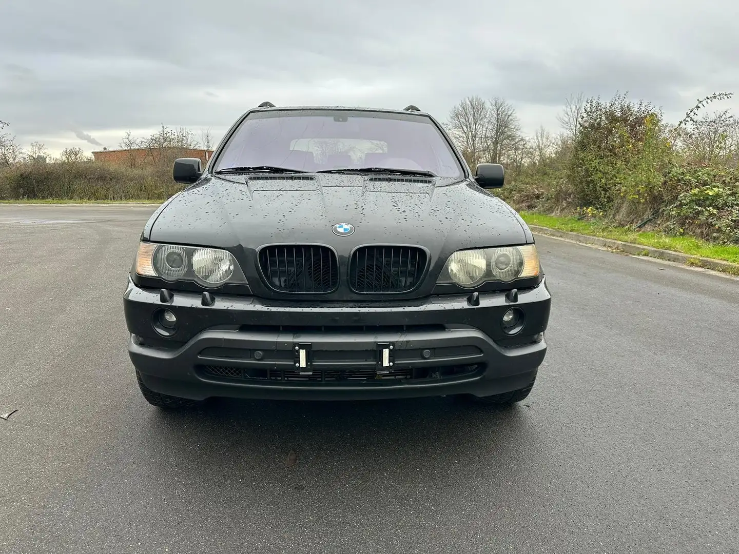 BMW X5 4.4 i Noir - 1