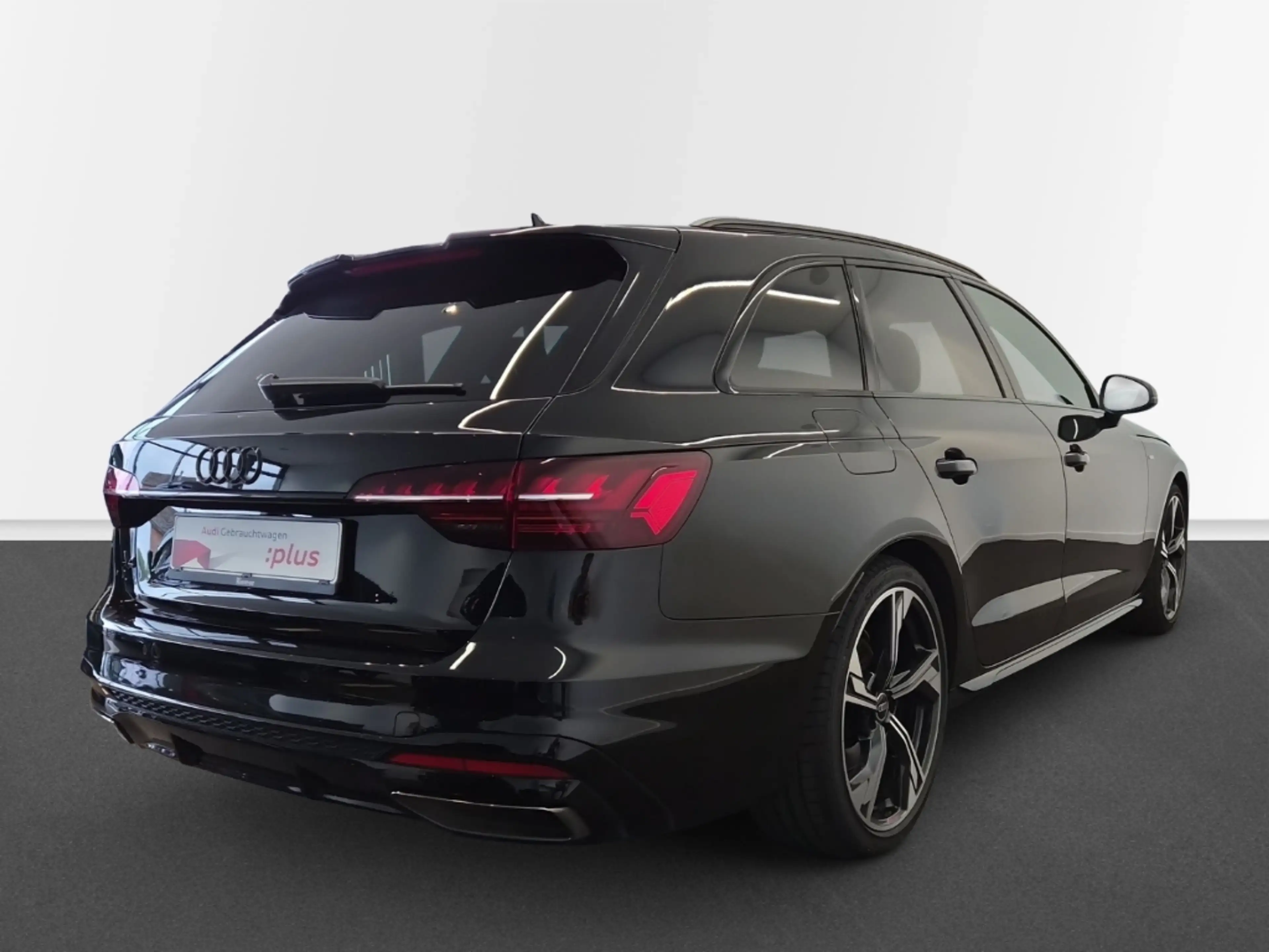 Audi A4 Avant 40 TDI S line DSG Matrix Navi OptikSchwarz — photo 6