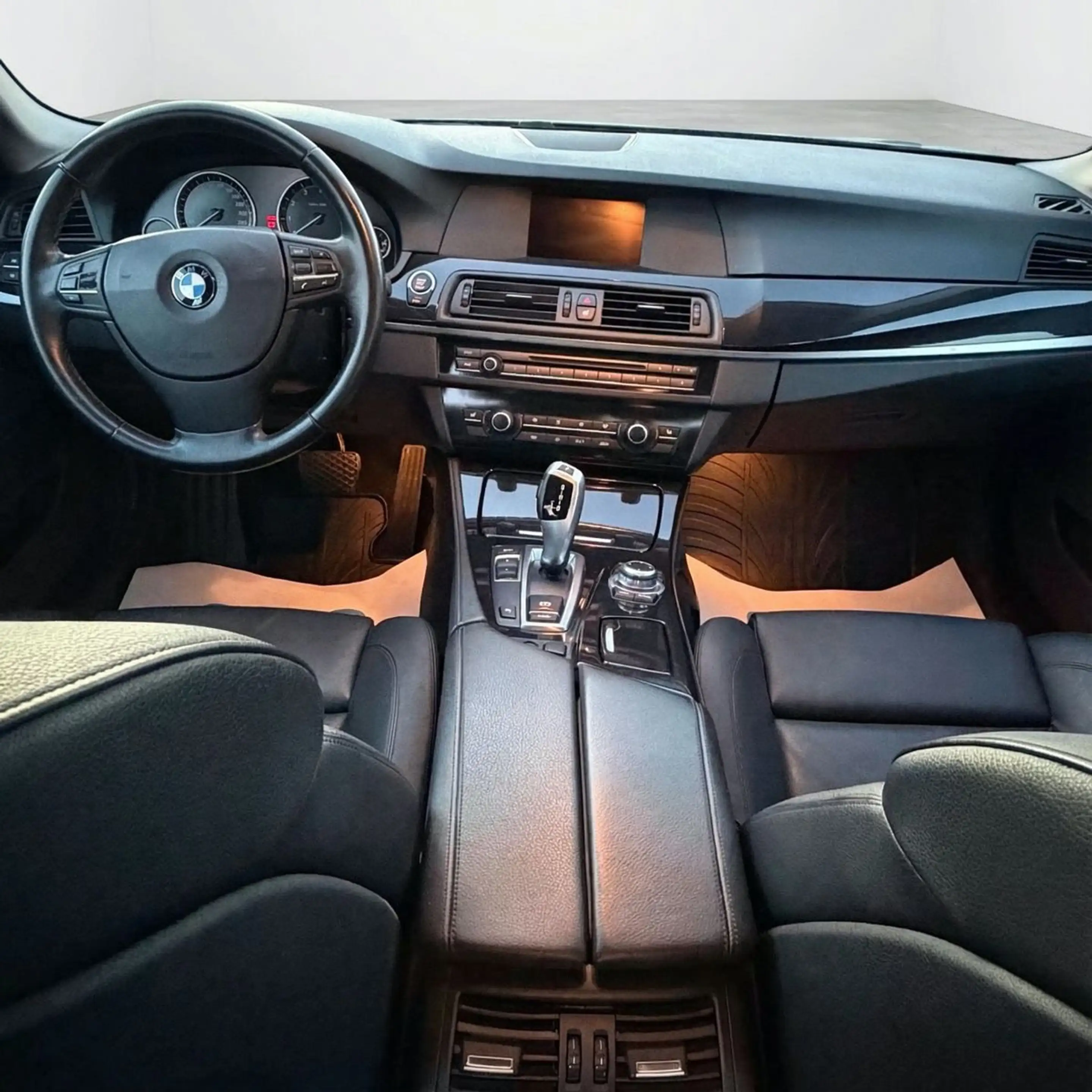 BMW 528 i*Garantie*TÜV+Service Neu* — photo 8