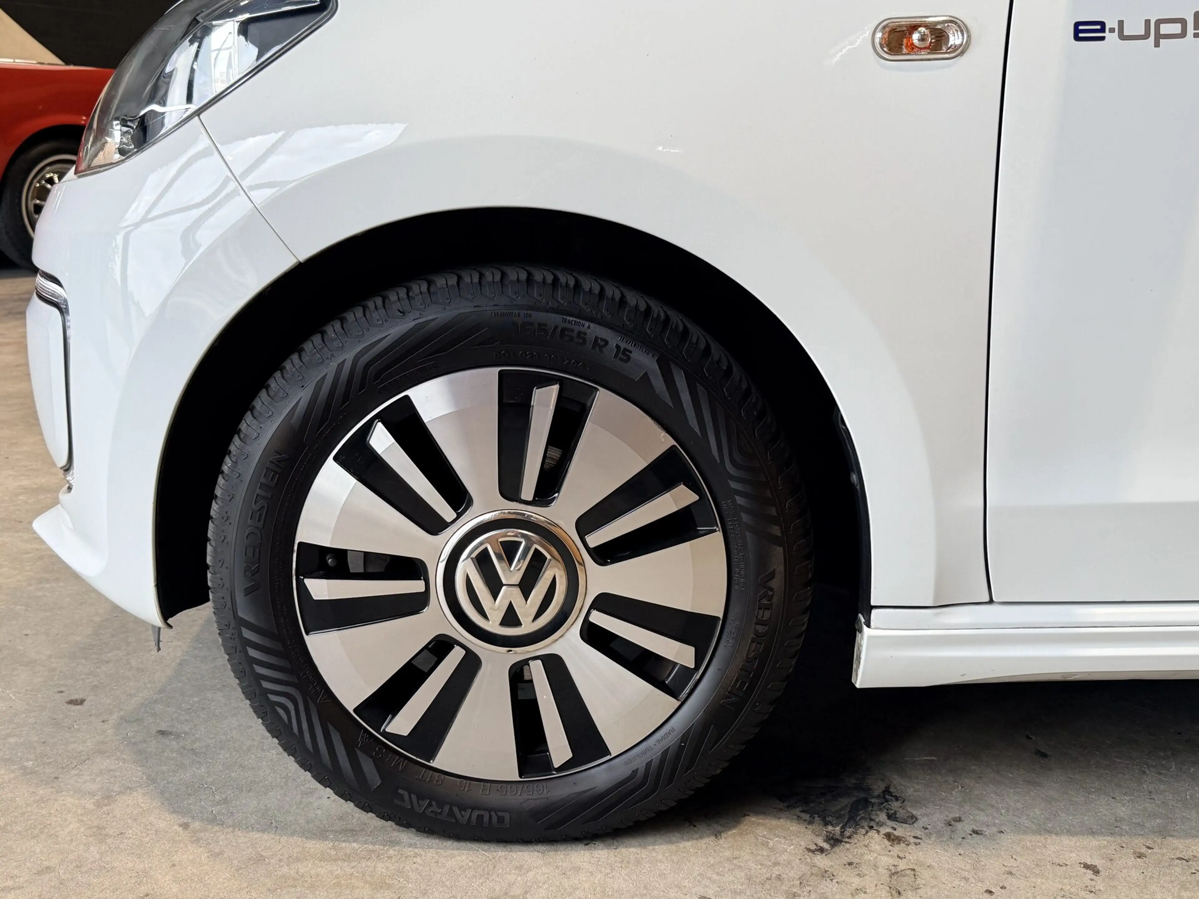 Volkswagen e-up! e-Up! — photo 4