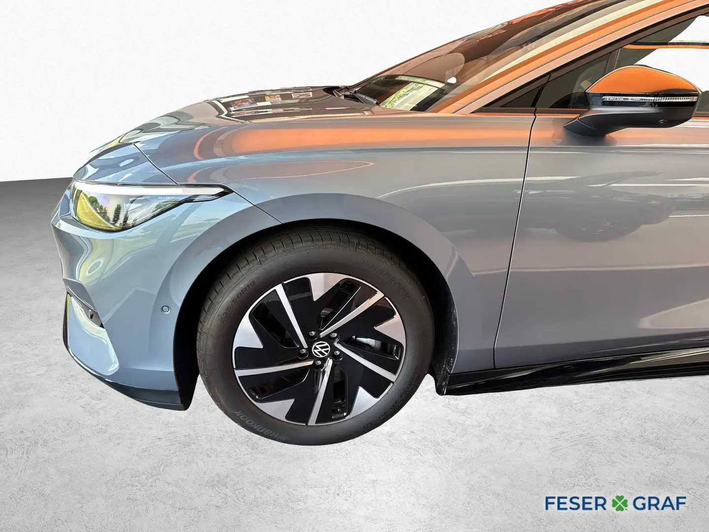 Volkswagen ID.7 Tourer Pro 210 kW (286 PS) 77 kWh 1-Gang-Auto Blau - 2