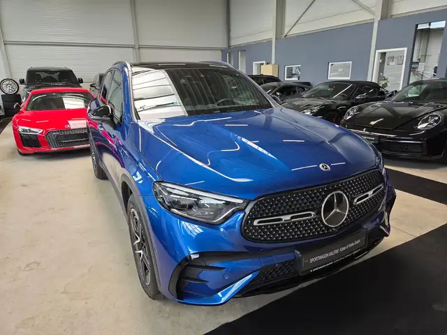 Mercedes-Benz 300 view 7