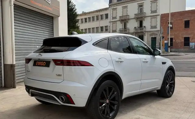Jaguar E-Pace view 3