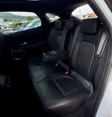 Jaguar E-Pace view 10
