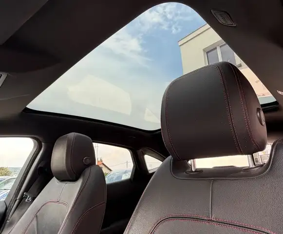 Jaguar E-Pace view 12