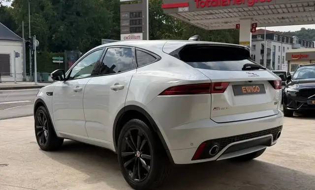 Jaguar E-Pace view 5
