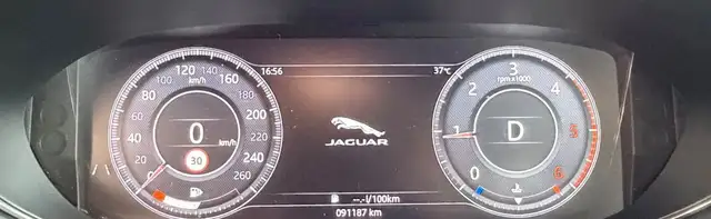 Jaguar E-Pace view 15