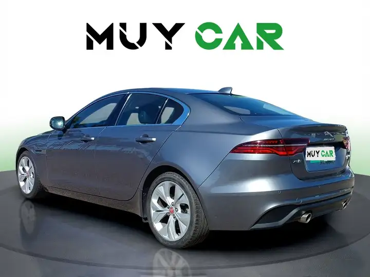 Jaguar XE 2019, foto 5