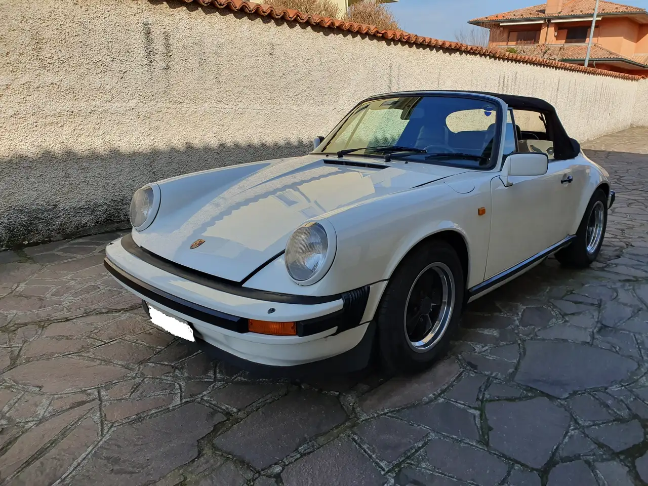 Porsche 911 3.0 SC cabrio, foto 1