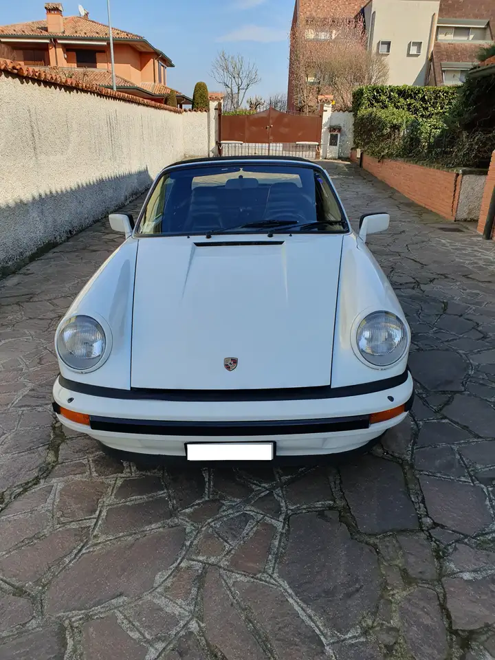 Porsche 911 3.0 SC cabrio, foto 2
