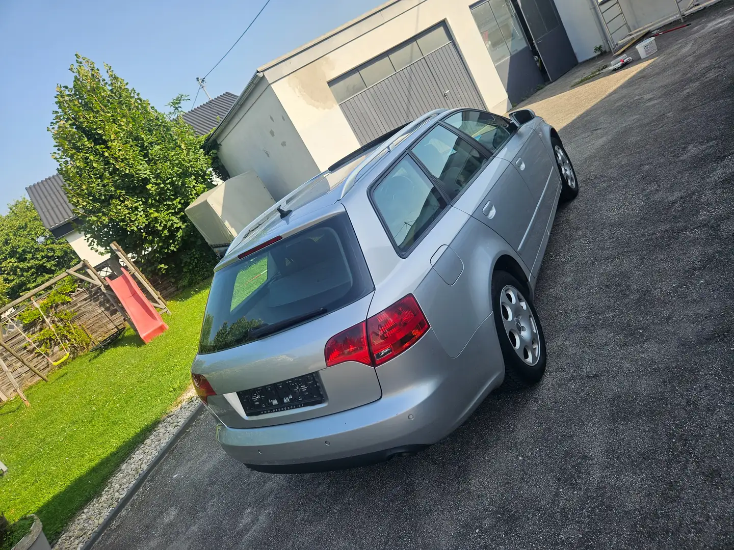 Audi A4 A4 Avant 2,5 TDI V6 - 2