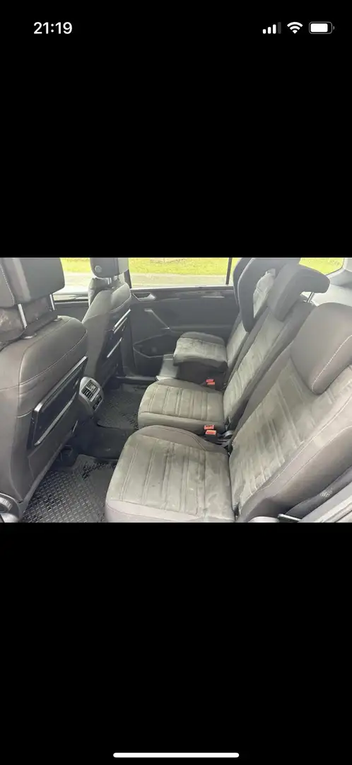 Volkswagen Touran 2.0 TDi SCR Highline - 1