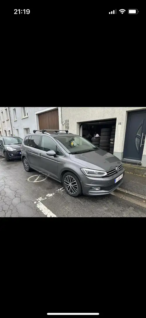 Volkswagen Touran 2.0 TDi SCR Highline - 2
