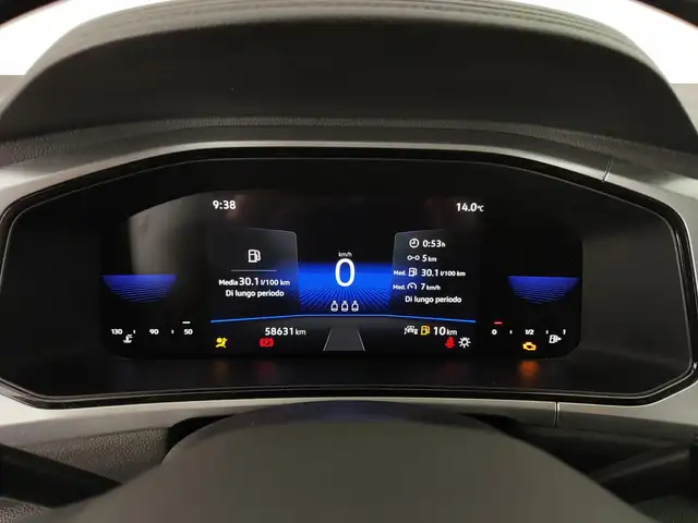 Volkswagen T-Roc view 15