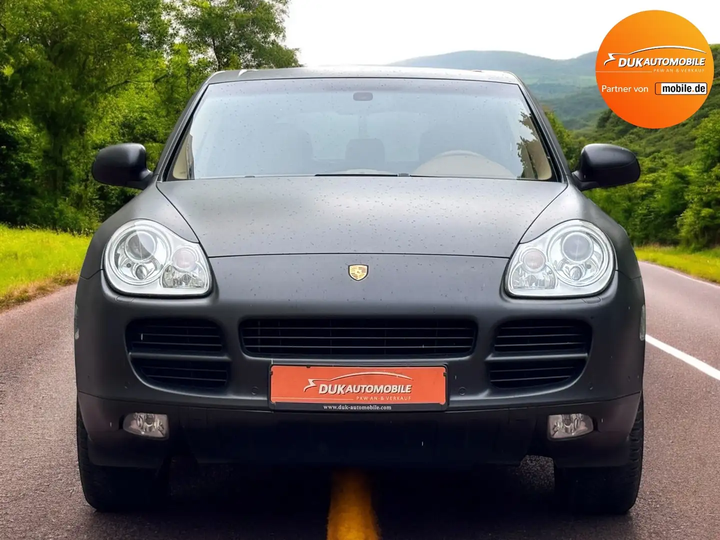 Porsche Cayenne Basis *Porsche Scheckheft*2.Hand* Noir - 2