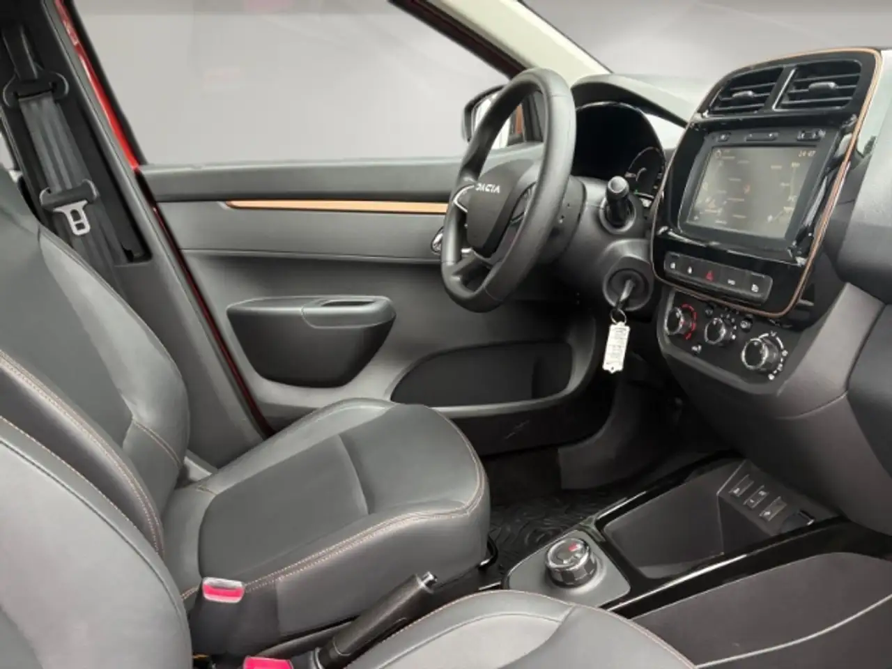Dacia Spring Electric 26,8 kWh Extreme (48 kW 65 PS), миниатюра 15