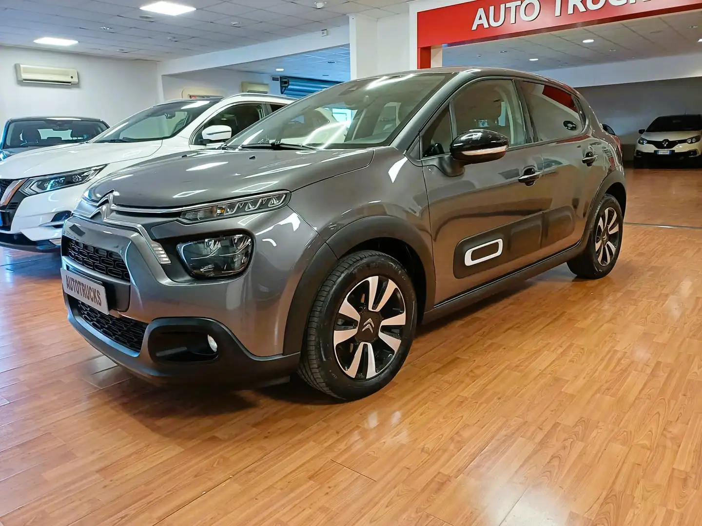 Citroen C3 C3 1.2 puretech Max s Grau - 2