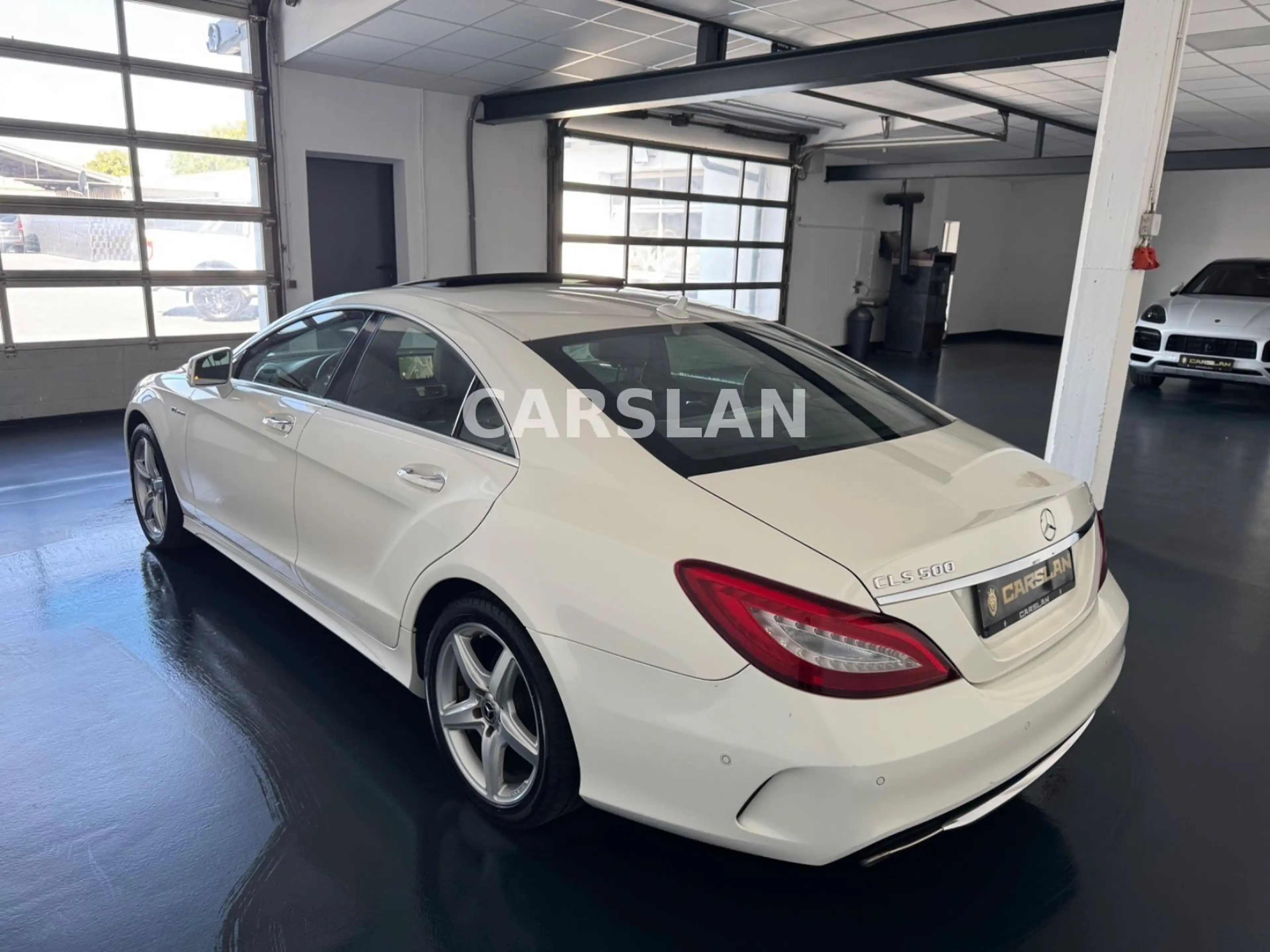 Mercedes-Benz CLS 500 4MATIC AMG 360°+H&K+MASSAGE+ACC+TOT+SPUR — photo 10
