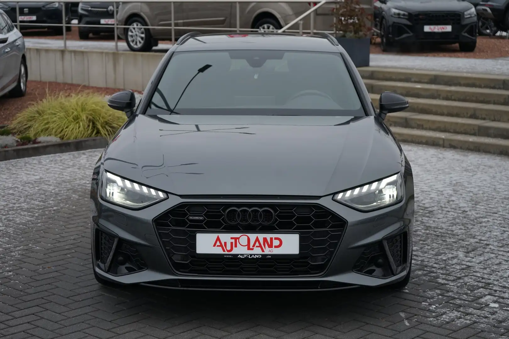 Audi A4 Avant 40 TFSI qu. 2xS line LED ACC AHK Kamera Gris - 2