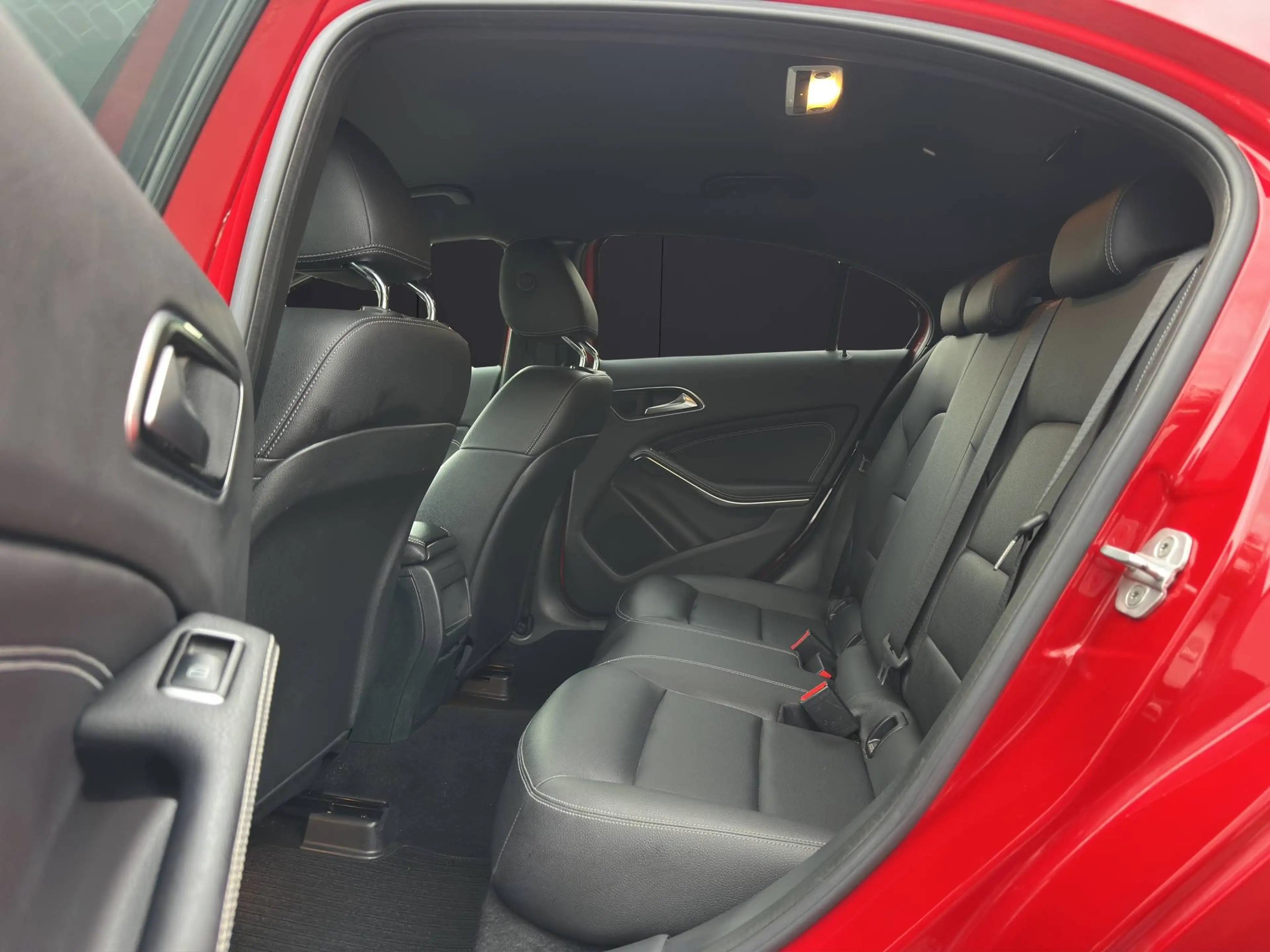 Mercedes-Benz A 200 A 200 CDI AUT XEN NAVI PDC KLIMA SHZ — photo 11