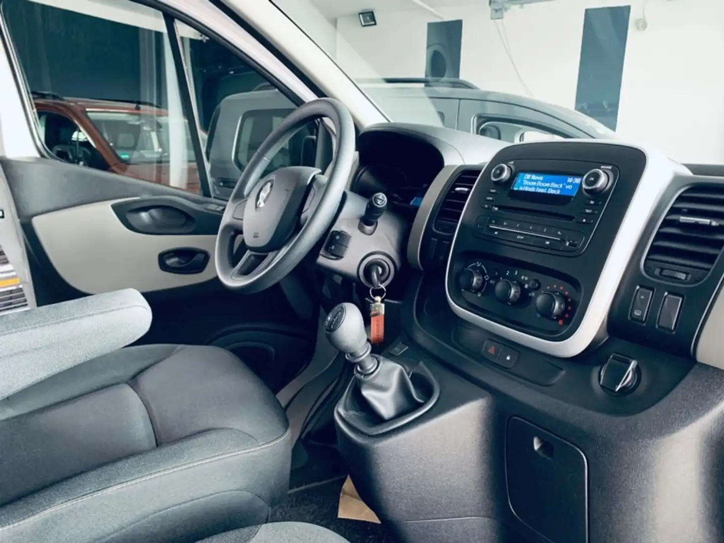 Renault Trafic T29 1.6 dCi 121CV S&S L2 H1 Argento - 2