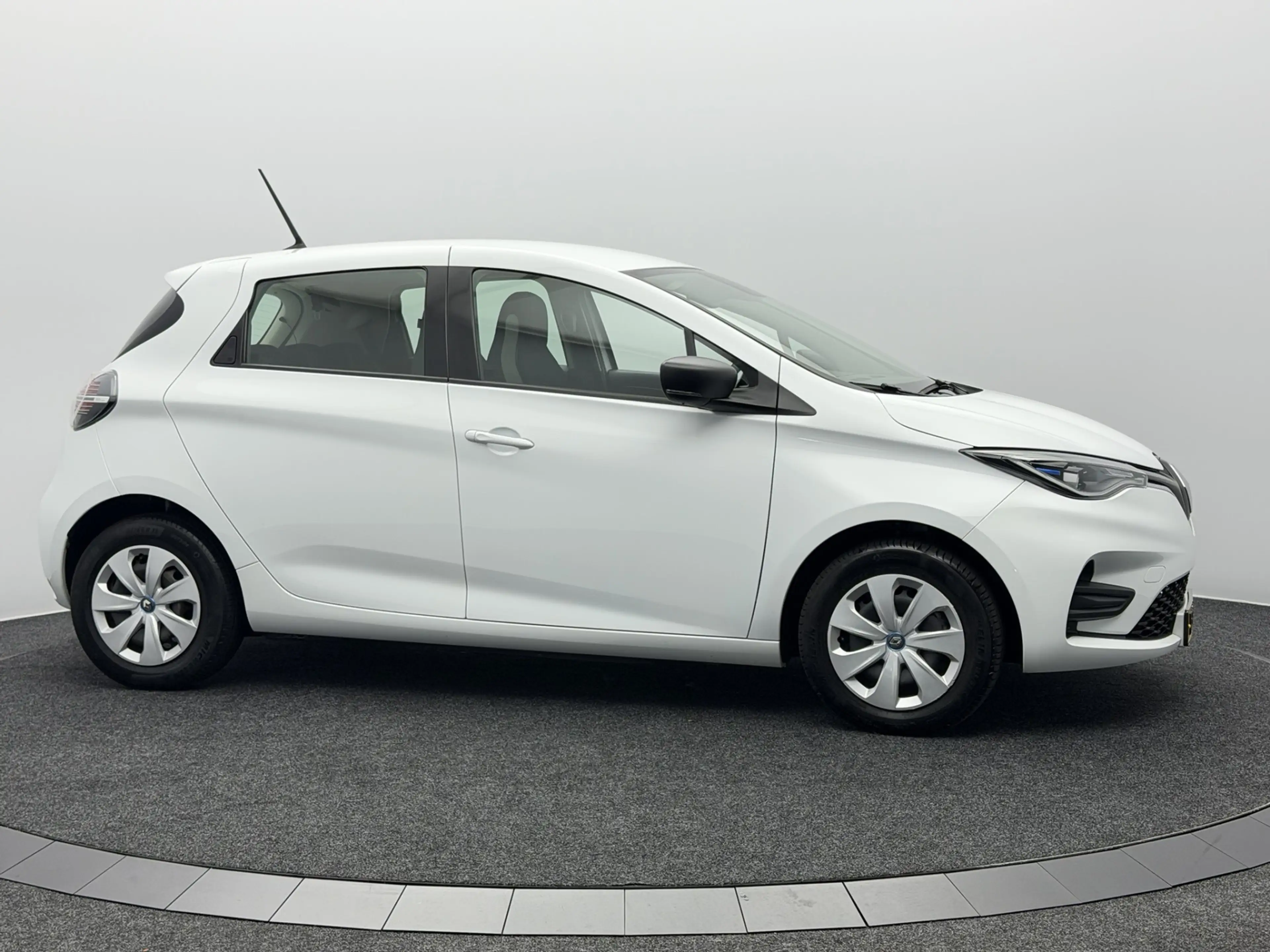 Renault ZOE R110 Life 52 kWh | SoH 91,6% | CCS | Koopaccu | Ca — photo 8