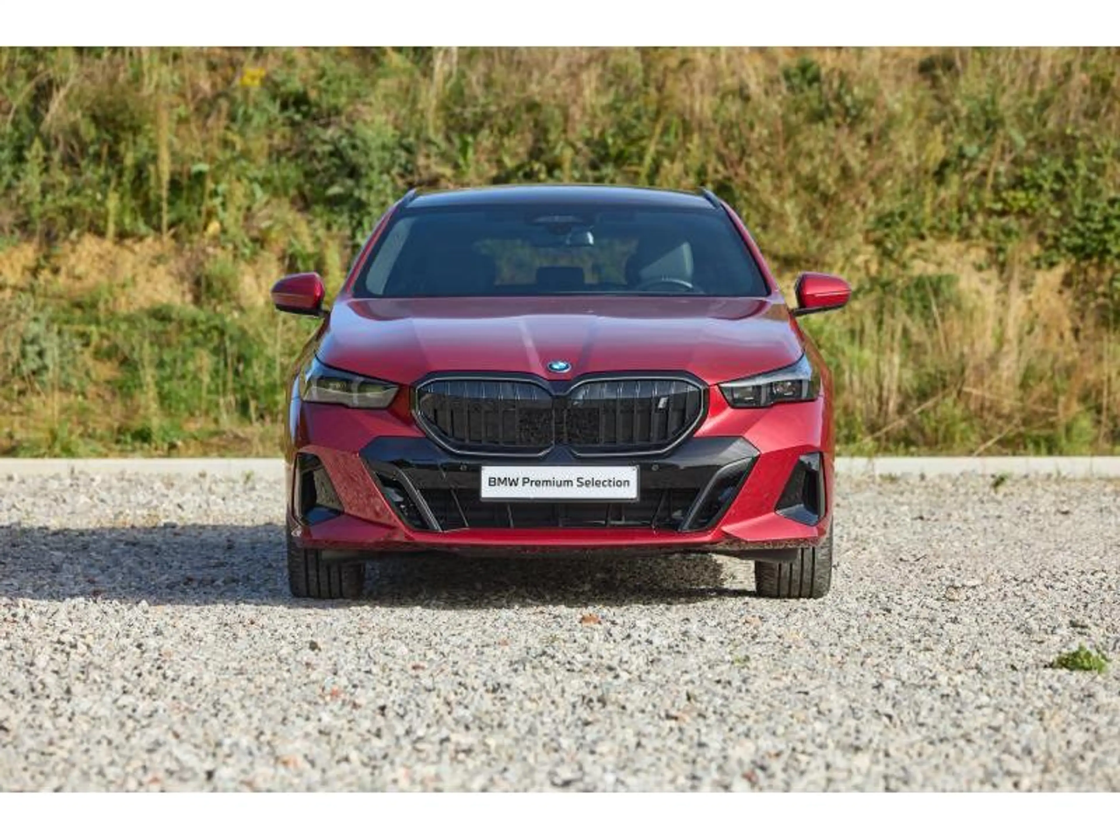 BMW i5 i5 eDrive40 Touring — photo 2