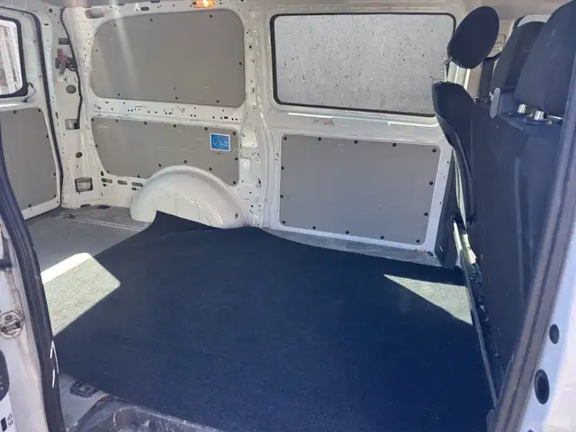 Mercedes-Benz Vito view 14