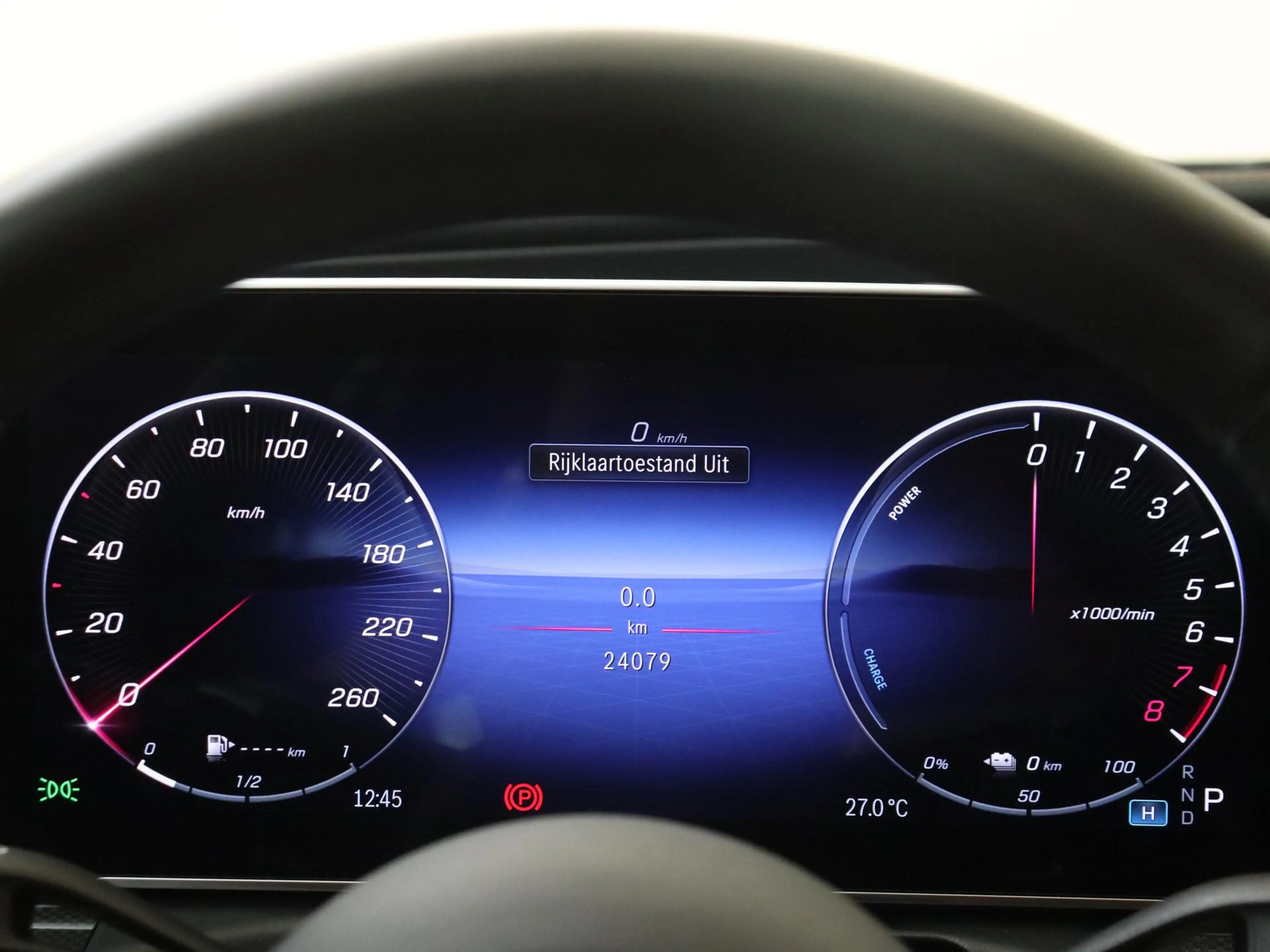 Mercedes-Benz C 400 e 4MATIC AMG Line / Premium Plus/ Burmester 3D/ Na — photo 12