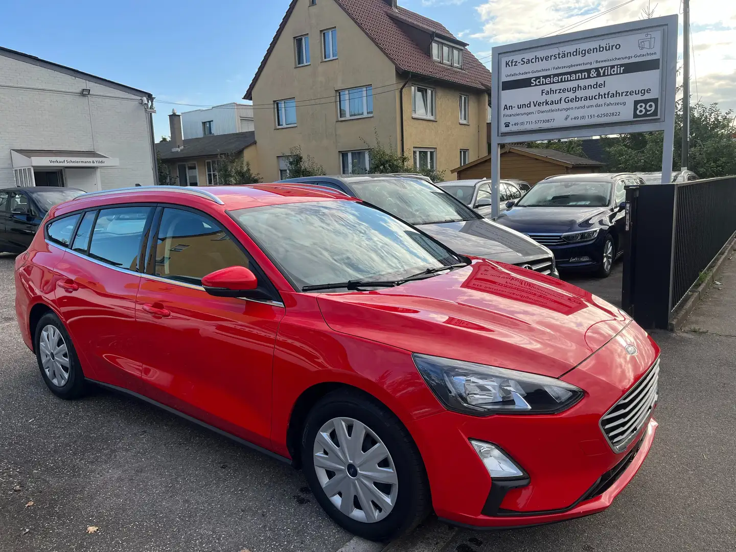 Ford Focus Aut. SiHz. Temp. Kamera Navi PTS LED Rot - 1