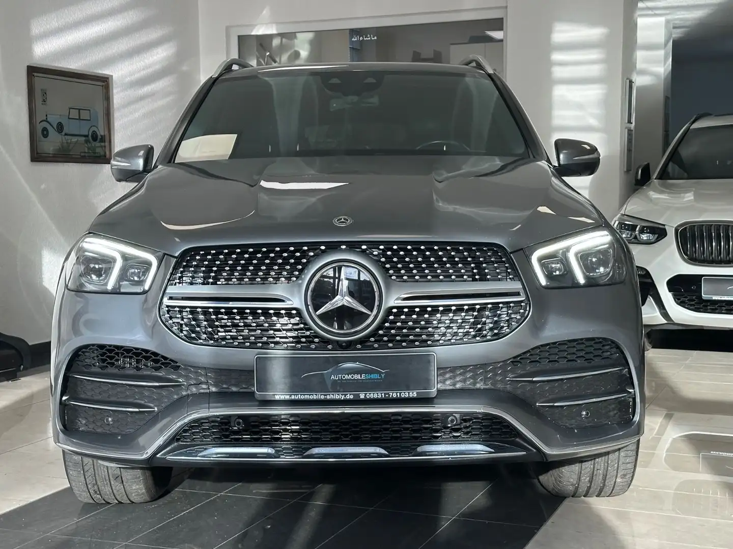 Mercedes-Benz GLE 350 d 4Matic AMG Line, Leder Grau - 2