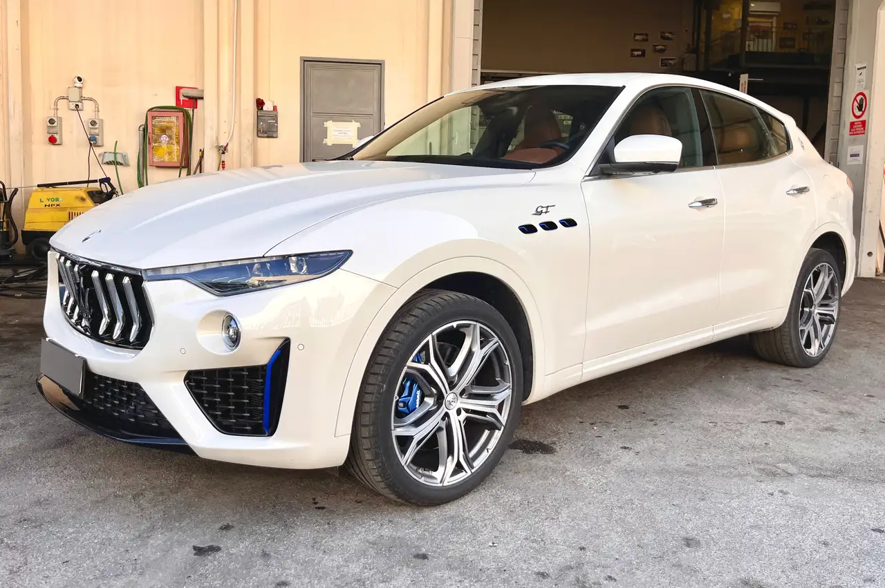 Maserati Levante 2021
