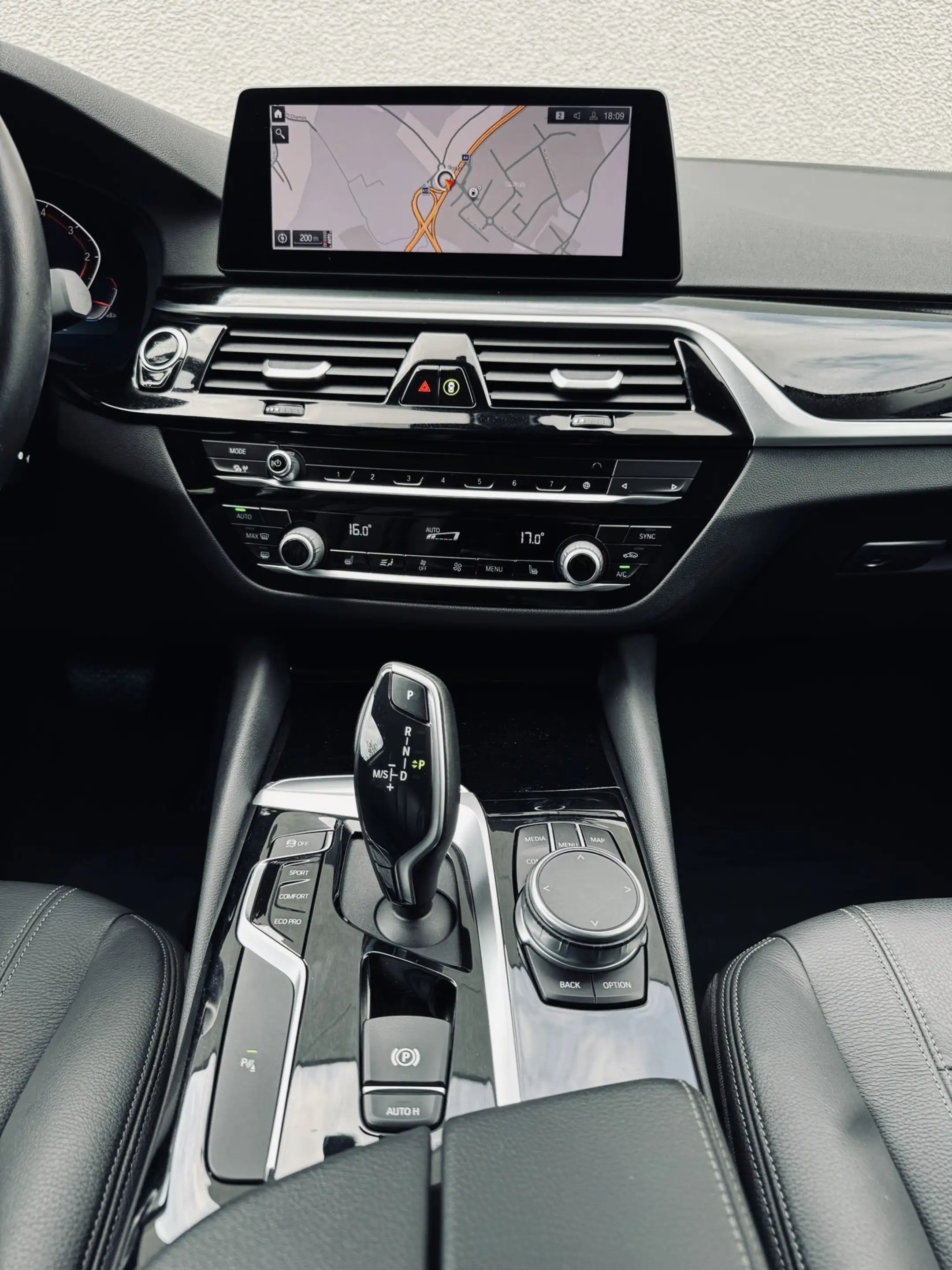 BMW 518 dA AdBlue — photo 10