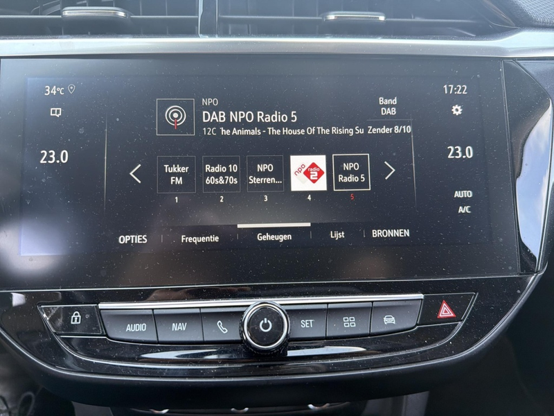 Opel Corsa 1.2 Elegance — photo 30