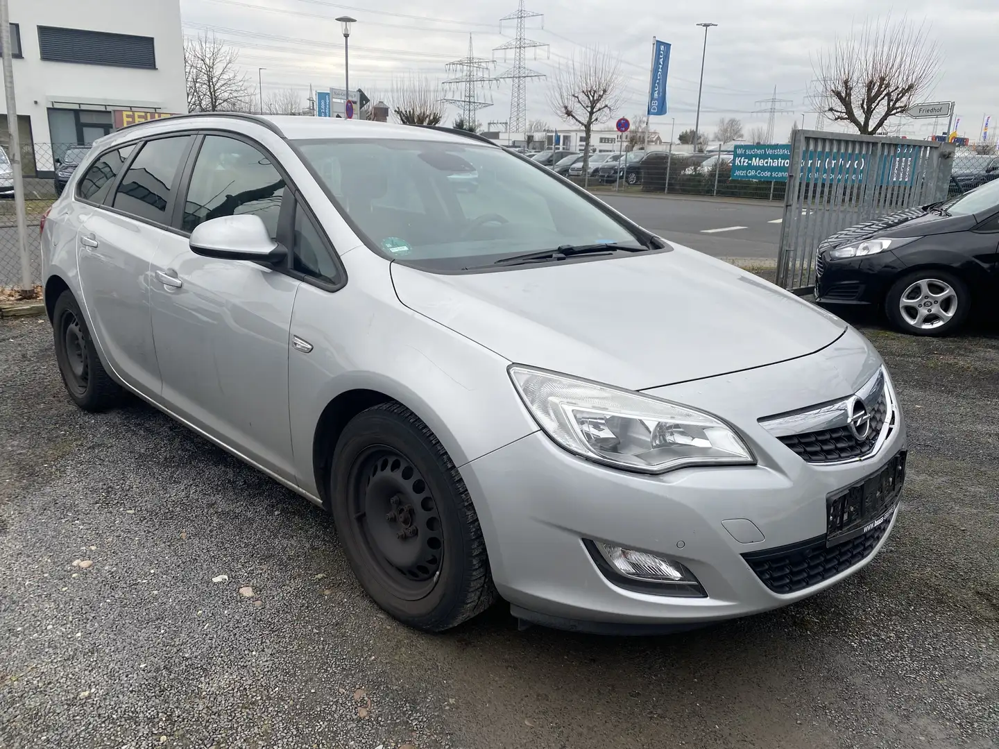 Opel Astra Edition EURO.5 1.4 .140PS. Grau - 1