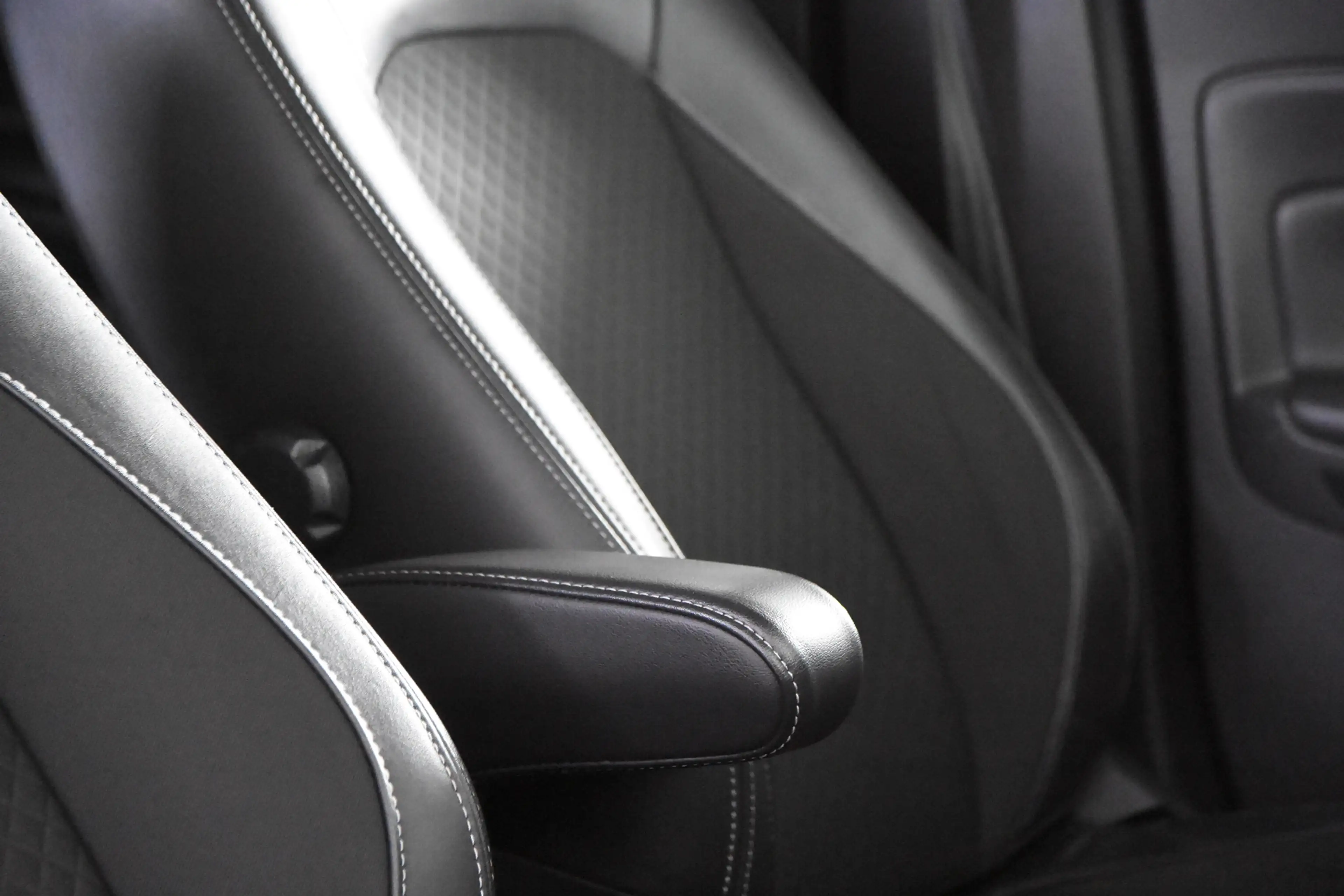 Ford EcoSport 1.0 EcoBoost Titanium *Leer*Navigatie*Trekhaak*Key — photo 12