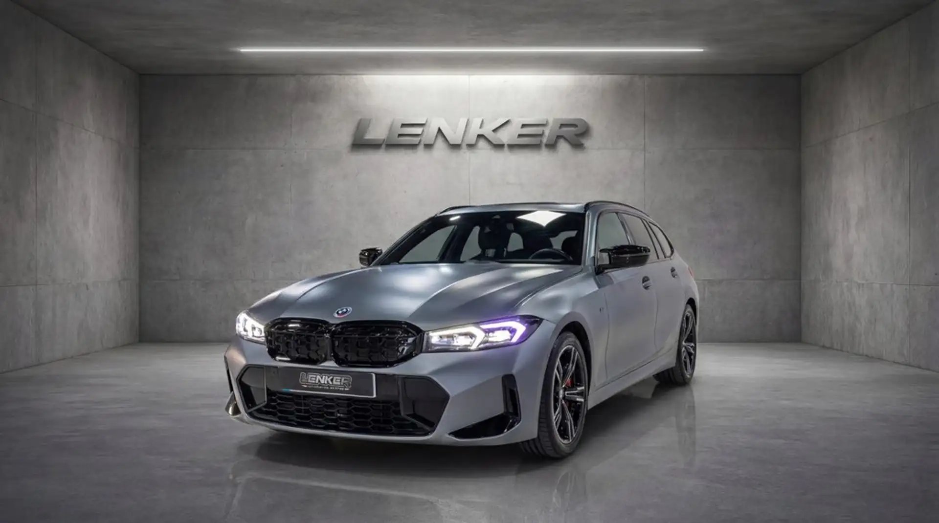 BMW 340 M340i xDrive Auto. Touring Gris - 1