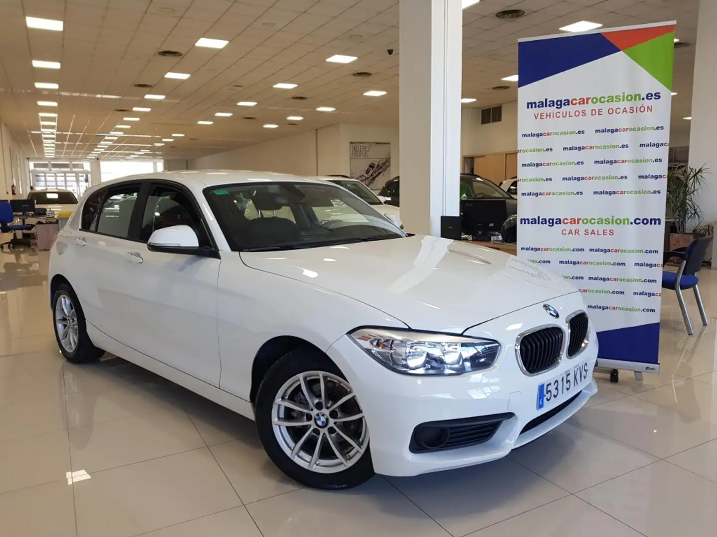 BMW 116 116i Blanc - 1