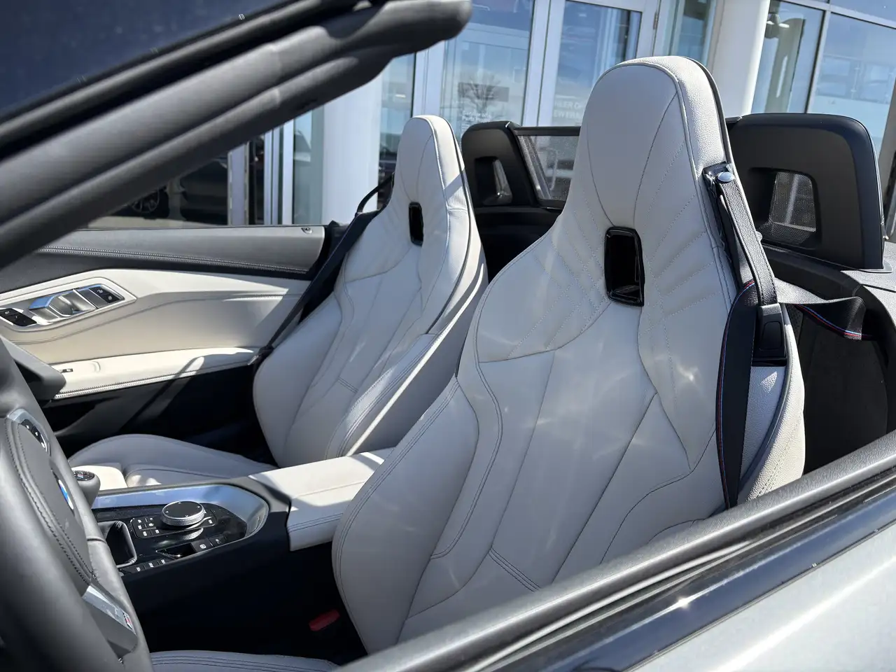 BMW Z4 снимка BMW Z4