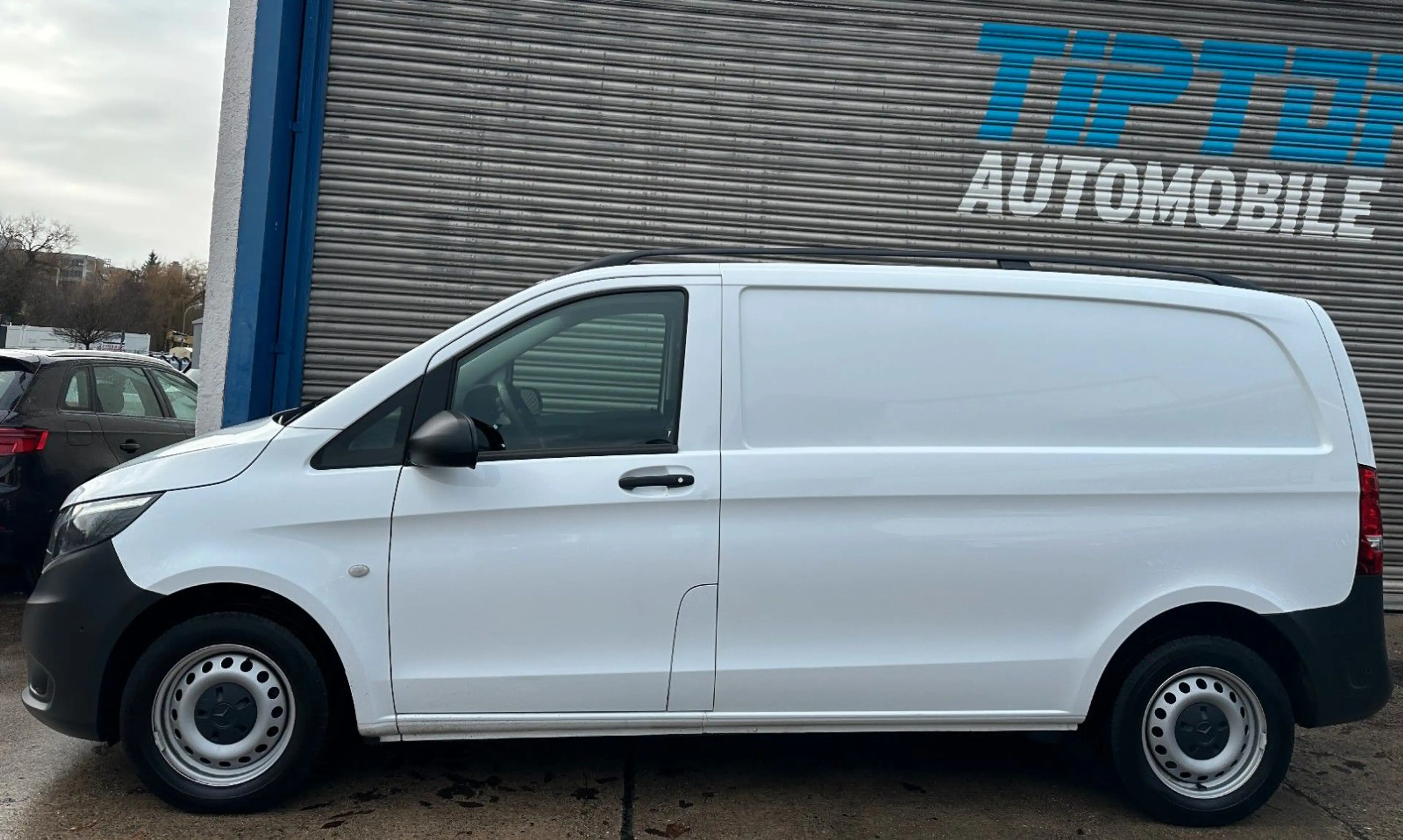 Mercedes-Benz Vito Kasten 2.0 CDI *WÜRTH REGAL*KAMERA*PDC* — photo 9