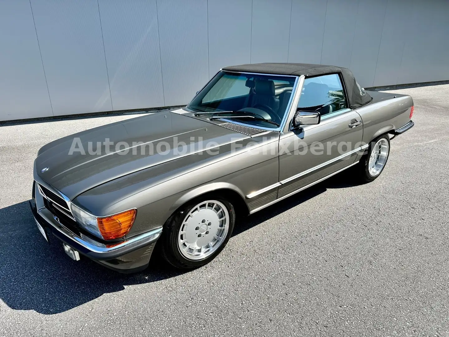 Mercedes-Benz SL 560 seltene Farbkombi Lorinser Sammlerauto Grau - 2
